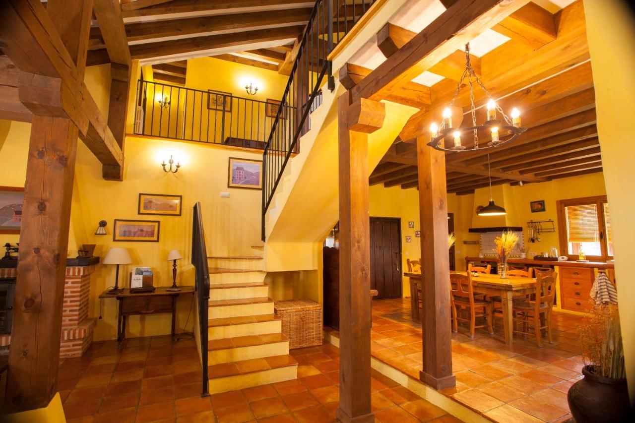 Preciosa Casa Lobos, Aislada E Independiente Otero de Herreros ภายนอก รูปภาพ